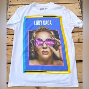 Lady Gaga Joanne 2017 World Tour Shirt SZ MED Artist Singer Harley Quinn Joker